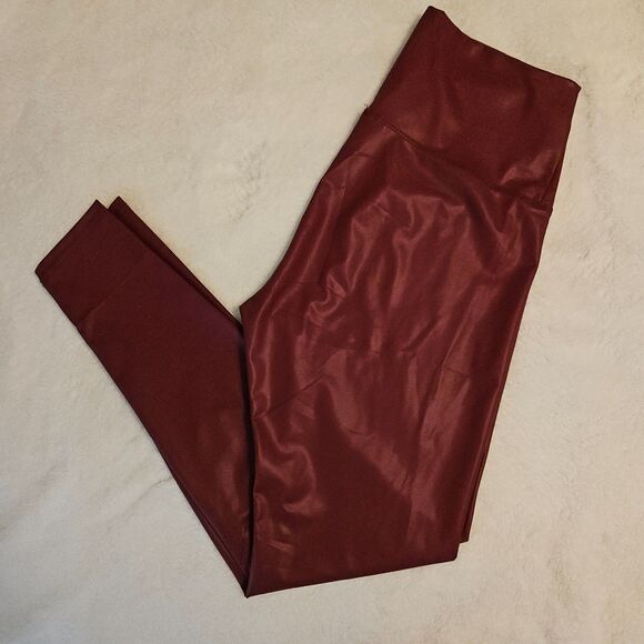 Faux Leather Leggings in Cranberry - Size L - Picture 4 of 6